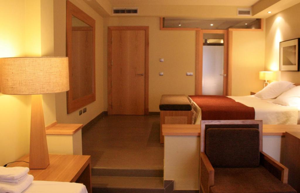 Twin Room Side Sea View